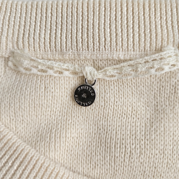 NWT Anthropologie x Knitted & Knotted Cream Cold Shoulder Bell Sleeve Sweater - Picture 11 of 16